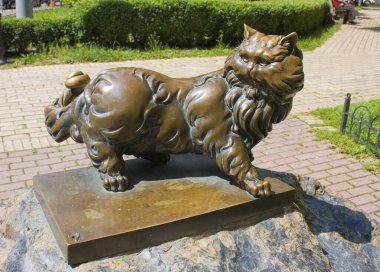 Ukrayna, Kyiv 'deki Pers kedisi Panteleimon anıtı