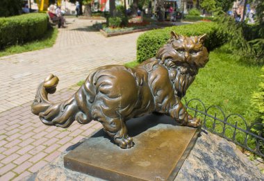 Ukrayna, Kyiv 'deki Pers kedisi Panteleimon anıtı