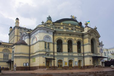 Kyiv, Ukrayna - 11 Ağustos 2020. Ulusal Opera ve Ukrayna Bale Tiyatrosu adını T.G. 'den almıştır. Kyiv 'deki Shevchenko