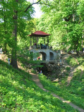 İskenderiye parkındaki Çin köprüsü, Ukrayna
