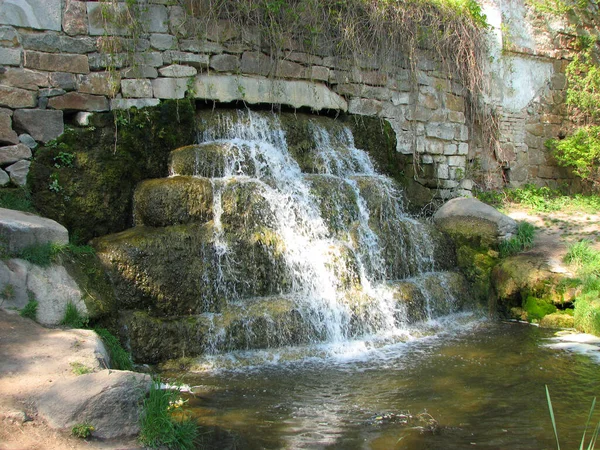 Waterfall Arboretum Park Alexandria Ukraine — Stock Photo, Image
