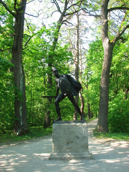 Skulptur Eines Kriegers Mit Schwert Alexandria Park Belaya Tserkov Ukraine — Stockfoto