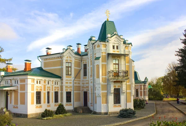 Rizopolozhencheskiy Mužský Klášter Před Palácem Hoetského Tomašivce Kyjevská Oblast Ukrajina — Stock fotografie