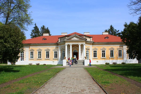 Palácio Parque Conjunto Samchiki Aldeia Samchiki Ucrânia — Fotografia de Stock