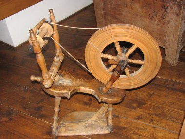 Eski ahşap distaff Milli dönen tekerlek