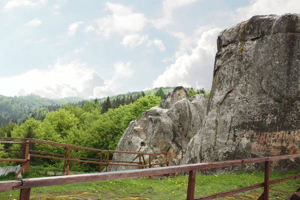 Фортеця Тустань Селі Уріх Карпати Україна — стокове фото