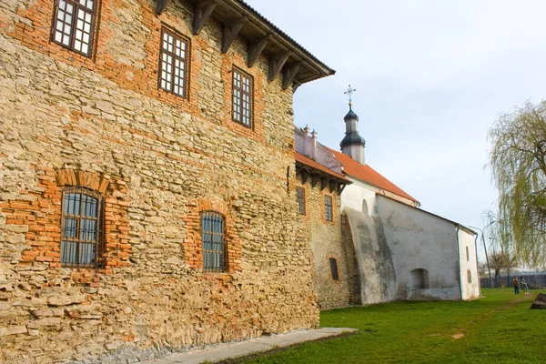 乌克兰Starokostyantyniv Ostrozkikh王子城堡城堡教堂 十六世纪 — 图库照片