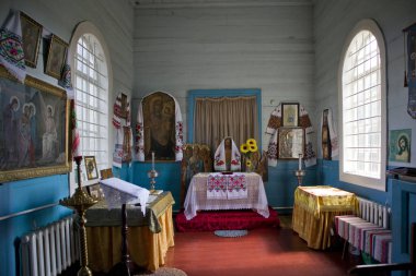 Kolentsy, Kyiv Oblastı, Ukrayna 'daki Ahşap Cosmas Kilisesi ve Damian' ın İçi