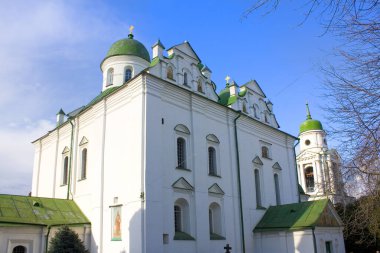 Ukrayna 'nın Kyiv kentindeki Podil' deki Frolovsky manastırındaki Yükseliş Katedrali