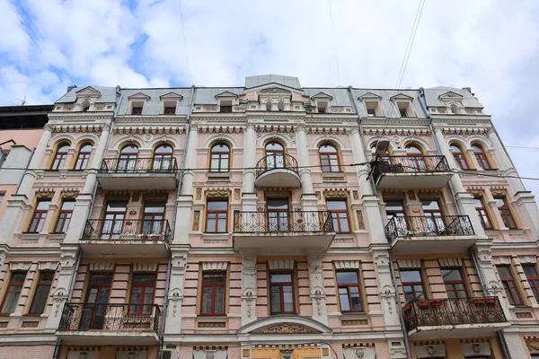 Construindo Famosa Descida Andriyivskyy Kiev Ucrânia — Fotografia de Stock