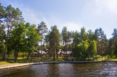 Sukholuchye, Ukrayna 'da eski başkan Viktor Yanukoviç' in evi.