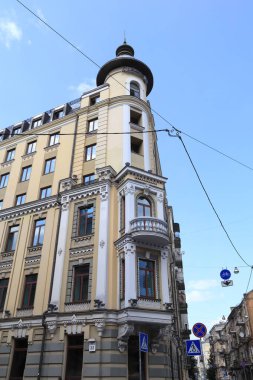 Ukrayna, Kyiv 'deki Yaroslavov Val Caddesi' nde tarihi binalar.