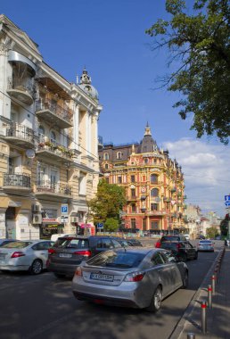 Kyiv, Ukrayna - 11 Ağustos 2021. Meşhur Sirotkin 'in Kyiv' de, Allah 'ın Evi.