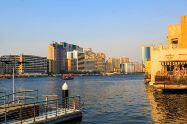 Akşam Dubai, BAE 'de Deira Bölgesi Panoraması