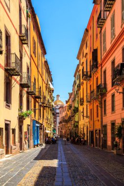 Bosa, Sardinya, İtalya 'da merkez cadde