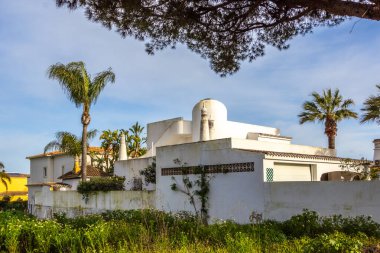 Faro, Algarve, Portekiz 'deki modern tipik villa