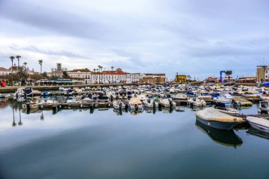 Lagos, Algarve, Portekiz 'deki marina manzarası