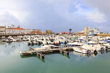 Faro, Algarve, Portekiz 'deki marina manzarası