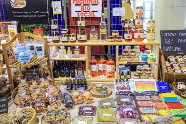 Portekiz, Lagos 'taki yerel pazarda satılık yerel yiyecekler