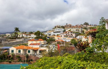 Portekiz, Madeira, Funchal 'daki Monte Dağı' nda tipik bir akitektüre sahip Panorama