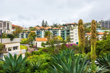 Funchal, Madeira, Portekiz 'de tipik bir otel.