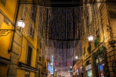 İtalya 'nın Floransa şehrinde Yeni Yıl ve Noel süslemeleri
