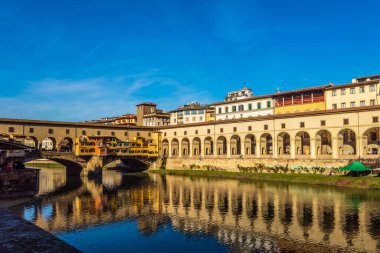 İtalya Floransa 'da Ponte Vecchio köprüsü