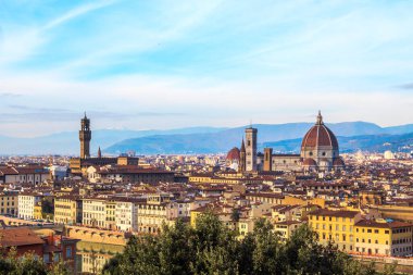 İtalya, Floransa 'da Duomo ile şehir panoraması