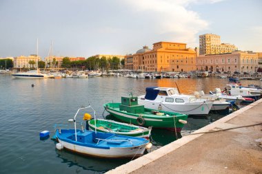 Bari, Apulia, İtalya 'daki Margherita Tiyatrosu