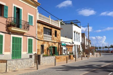 El Molinar, Mallorca, İspanya 'da şirin küçük evler.