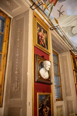 Martelli Evi 'nin İçi - Floransa, İtalya' daki tarihi saray ve müze