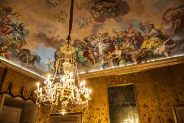 Martelli Evi 'nin İçi (Sarı Salon) - Floransa, İtalya' daki tarihi saray ve müze