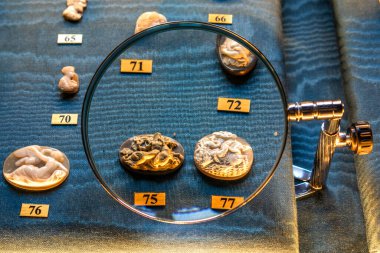 Floransa, İtalya 'daki Bargello Müzesi' nde antika mücevherler