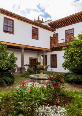 San Cristobal de la Laguna, Santa Cruz de Tenerife 'deki Piskoposluk Piskoposluğu Nivariense Sarayı verandası