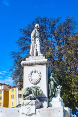 Nice, Fransa 'daki Garibaldi Meydanı' ndaki Garibaldi Anıtı