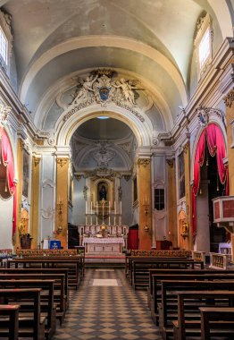 İtalya, Arezzo 'daki San Pier Piccolo Kilisesi' nin içinde.