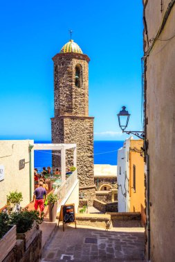 Castelsardo, Sardunya, İtalya 'daki St. Anthony Katedrali Başrahibi Çan Çanı