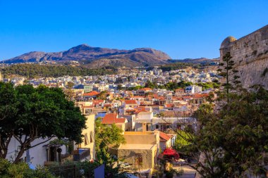 Yunanistan 'ın Girit kentindeki Paleokastro tepesinden panoramik manzara