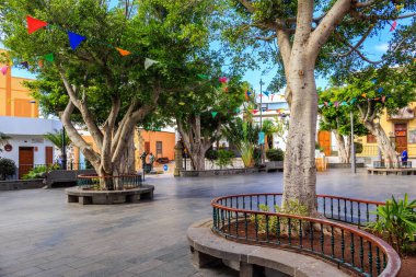 Aguimes 'teki Plaza del Rosario manzarası, Gran Canaria, İspanya
