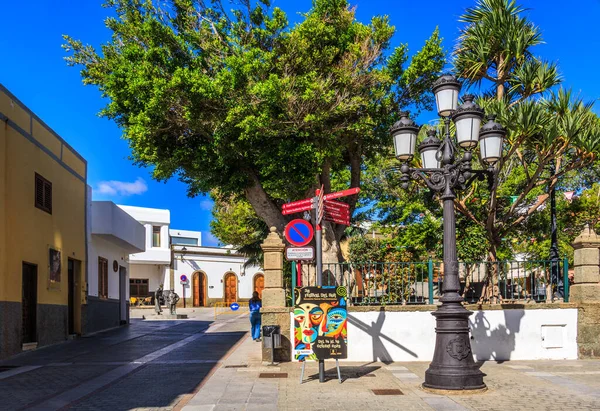 Aguimes 'teki Plaza del Rosario manzarası, Gran Canaria, İspanya