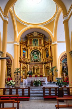 İspanya 'nın Gran Canaria adasındaki Tejeda köyünde daimi yardım kilisesinin içinde.