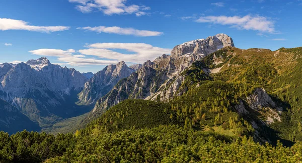 秋の山岳風景 — ストック写真