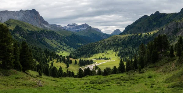 Drumeții Munții Dolomiți — Fotografie, imagine de stoc