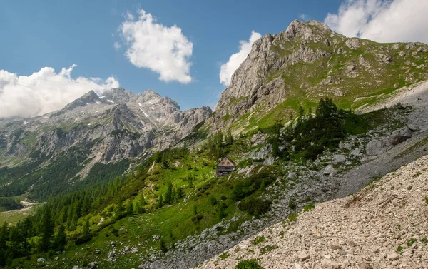 Drumeții Spre Vârful Celui Mai Înalt Munte — Fotografie, imagine de stoc