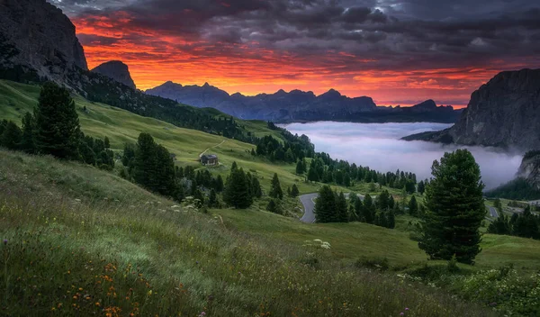 Mountains Val Gardena Mountain Pass Dolomites Dark Vivid Sunrise Foggy — Stock Photo, Image