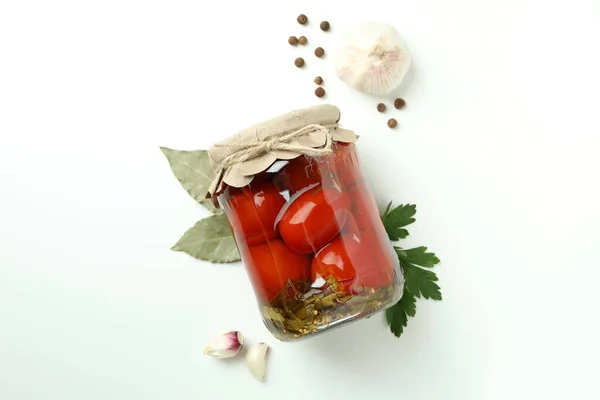 Vaso Con Pomodori Sottaceto Ingredienti Sfondo Bianco — Foto Stock