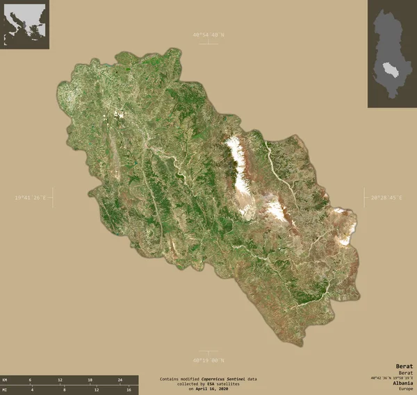 アルバニアの郡ベラット センチネル 2衛星画像 有益なオーバーレイと固体背景に隔離形状 修正されたコペルニクスセンチネルデータが含まれています — ストック写真