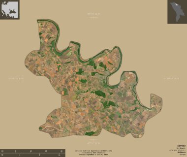 Soroca, Moldova bölgesi. Sentinel-2 uydu görüntüleri. Bilgilendirici örtülerle sağlam arkaplanda izole edilmiş şekil. Değiştirilmiş Kopernik Sentinel verileri içerir