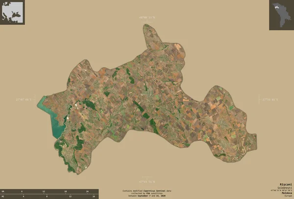 リスカニ モルドバの地区 センチネル 2衛星画像 有益なオーバーレイと固体背景に隔離形状 修正されたコペルニクスセンチネルデータが含まれています — ストック写真