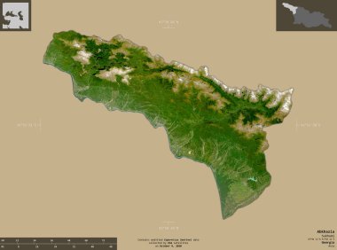 Abhazya, Gürcistan Özerk Cumhuriyeti. Sentinel-2 uydu görüntüleri. Bilgilendirici örtülerle sağlam arkaplanda izole edilmiş şekil. Değiştirilmiş Kopernik Sentinel verileri içerir